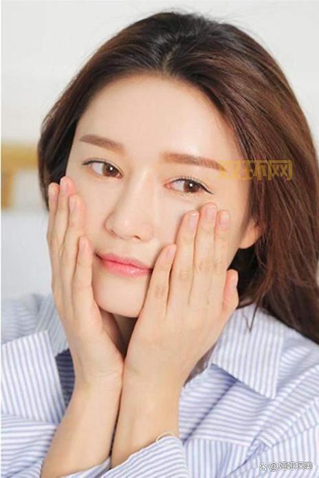 国产精华液实力担当！亚洲精华如何逆转肌肤衰老？