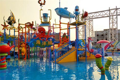 绝地逃亡：跑酷冒险，挑战极限，海啸来袭！