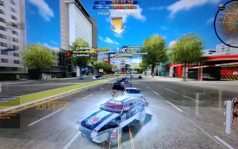 光线飞车台服最新玩法解析：探索光速城市的竞速世界