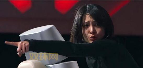 郑爽微博小号频繁更新,背后透露哪些信息?