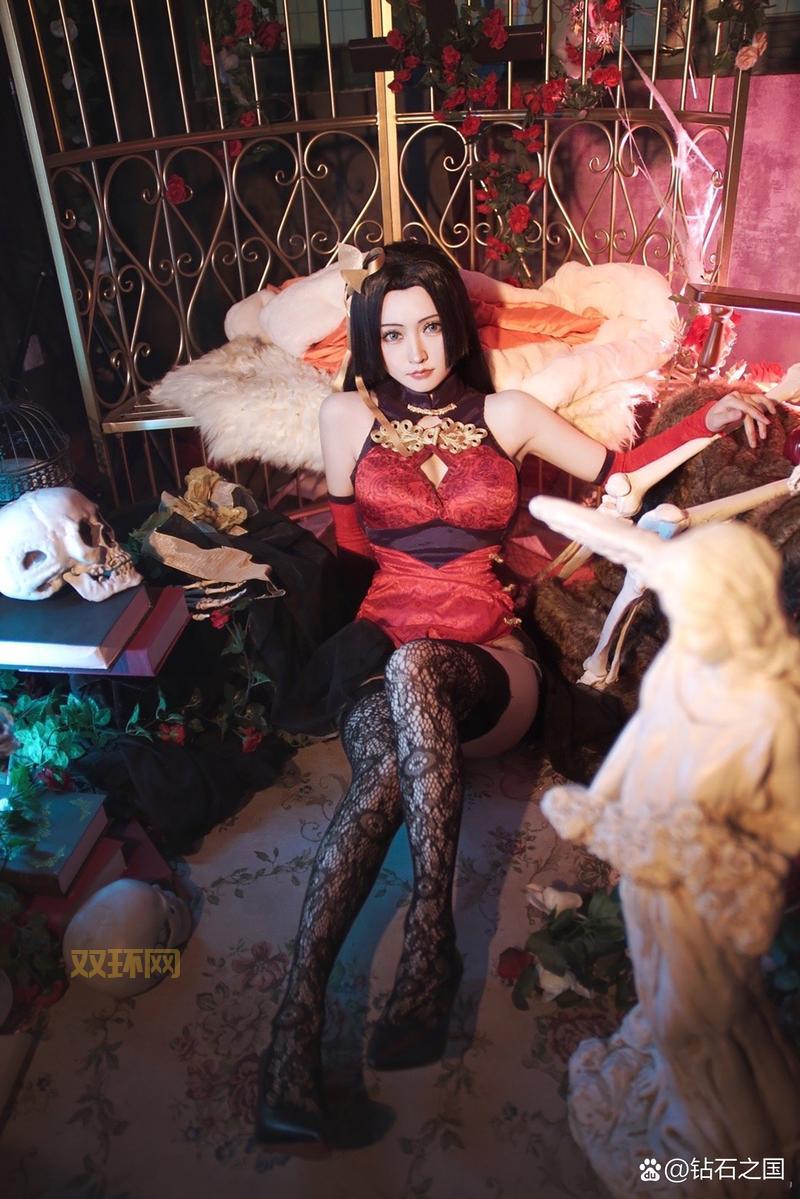 林采缇Cosplay女帝波雅·汉库克：重现经典角色，粉丝狂热