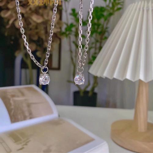 探索锆钻的魅力:珠宝中的钻石替代品