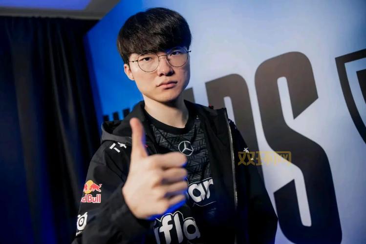 jdg落败faker，他的操作还是那么的强！