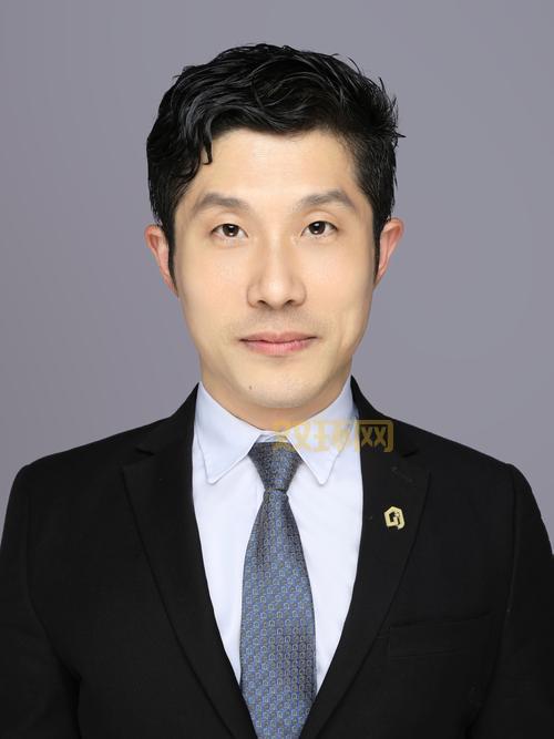 如何使用我爱我家经纪人自助管理平台提高工作效率？