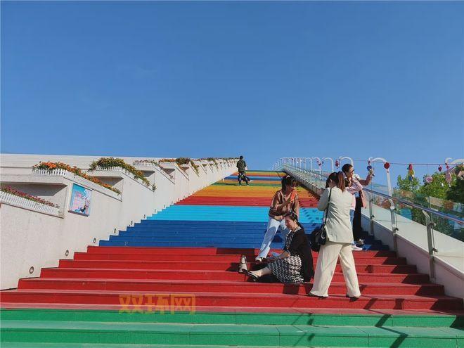 炫舞许愿墙在哪里？新手快速找到许愿墙的方法！