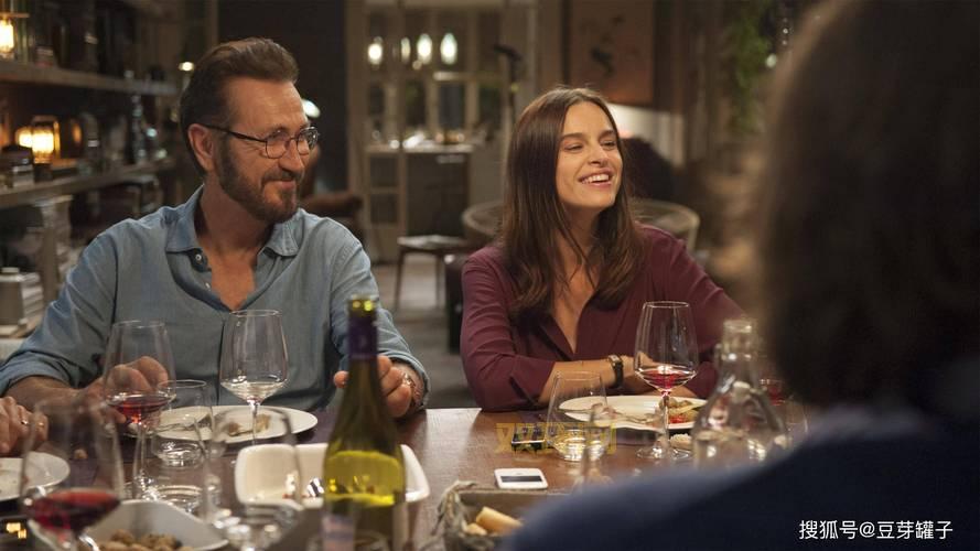 另一个完美陌生人影评：一次关于人性的深刻探讨