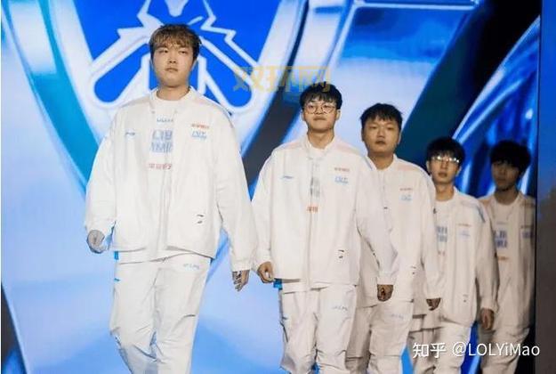 omg 皇族 巅峰时期谁更厉害？老玩家带你细数经典对决！